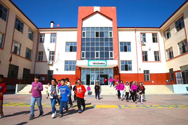 Diyarbakır'da öğrenciler 'akran zorbalığı'na karşı etkinliklerle bilinçlendiriliyor