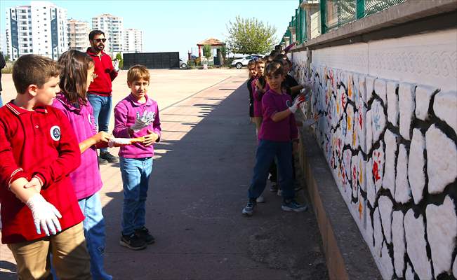 Diyarbakır'da öğrenciler 'akran zorbalığı'na karşı etkinliklerle bilinçlendiriliyor