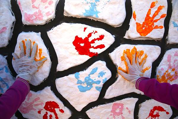 Diyarbakır'da öğrenciler 'akran zorbalığı'na karşı etkinliklerle bilinçlendiriliyor