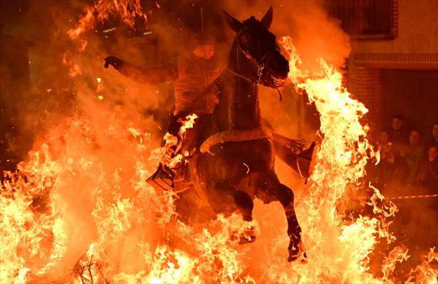 'Las Luminarias' festival in Spain