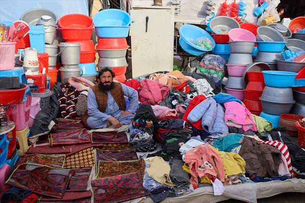 Daily life in Jowzjan as residents flock to bazaar