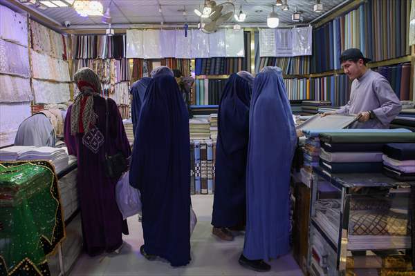 Daily life in Jowzjan as residents flock to bazaar