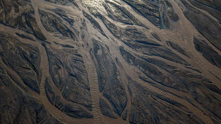 Şiro Çayı eriyen kar sularını Fırat Nehri’ne taşıyor