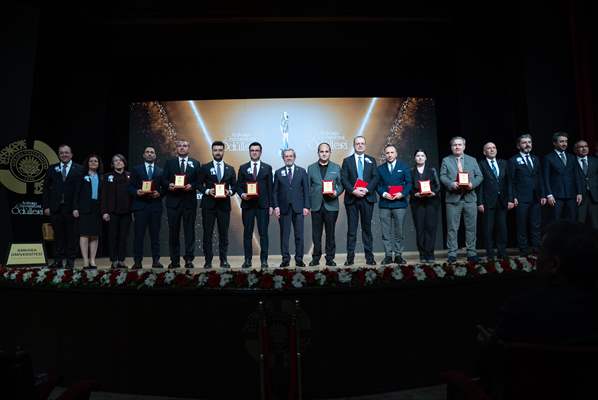 'Ankara Üniversitesi Ödülleri' sahiplerini buldu