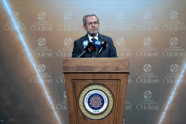 'Ankara Üniversitesi Ödülleri' sahiplerini buldu