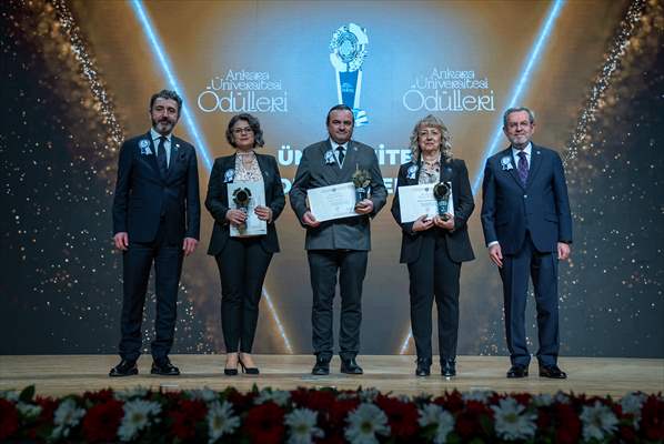 'Ankara Üniversitesi Ödülleri' sahiplerini buldu