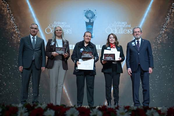 'Ankara Üniversitesi Ödülleri' sahiplerini buldu
