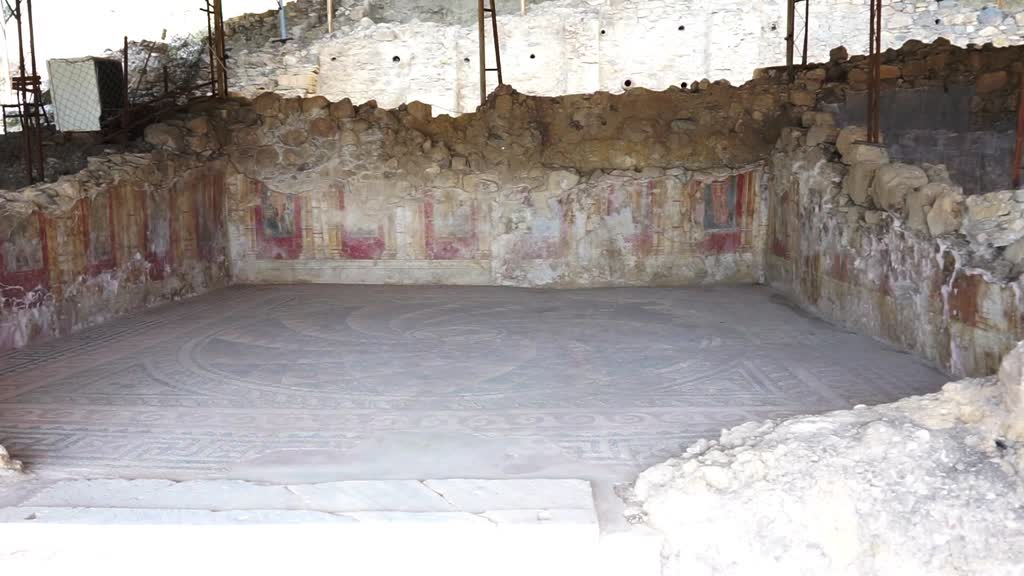 BALIKESİR - Altınoluk Antandros Antik Kenti'ndeki kazıların yıl boyu süreceği açıklandı