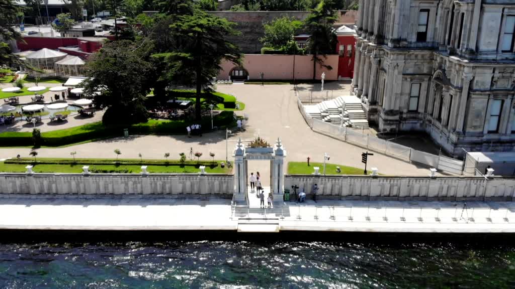 İSTANBUL - (DRONE) Beylerbeyi Sarayı'nın 113 metrelik rıhtımı ziyarete açıldı