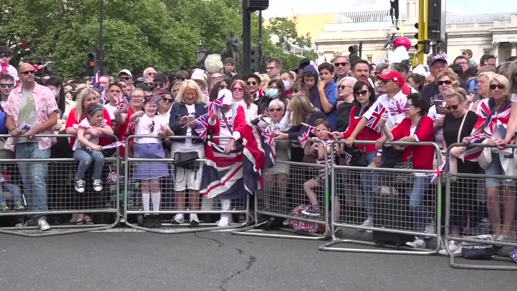 UK marks Queen Elizabeth II's 70th year on throne