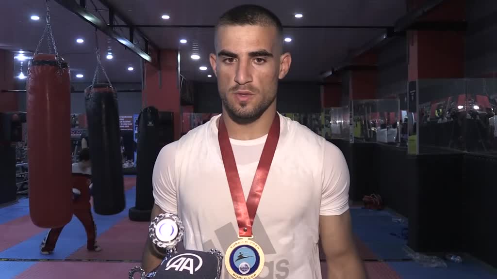 ŞANLIURFA - Milli kick boksçu Emrah Yaşar'ın hedefi İslami Dayanışma Oyunları