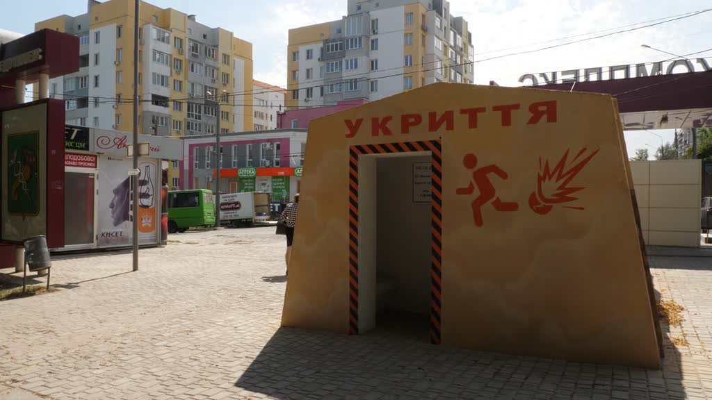 First air raid shelter installed in Ukraine's Kharkiv