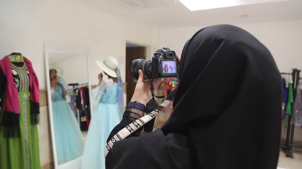 Iranian stylist supports victims of acid attacks by employing them as models