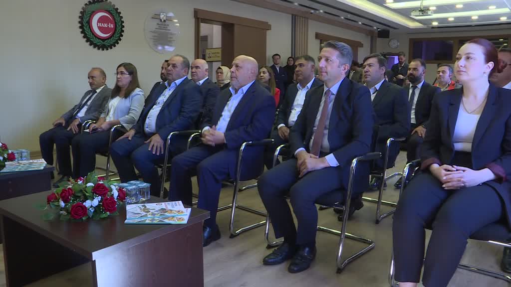 ANKARA - HAK-İŞ Genel Başkanı Arslan: Çalışanların vergi dilimleri yüzde 10 ile sınırlandırılmalı