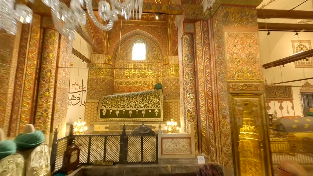 Mevlana Rumi museum in central Türkiye captured by FPV drone