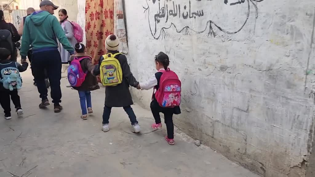 ‘Donkey school bus’ takes Palestinian children to their school in Gaza Strip