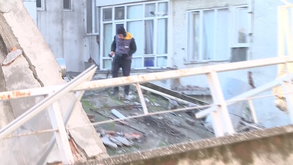 HATAY - Özbekistanlı ekip 102 saat sonra depremzedeyi enkazdan kurtardı