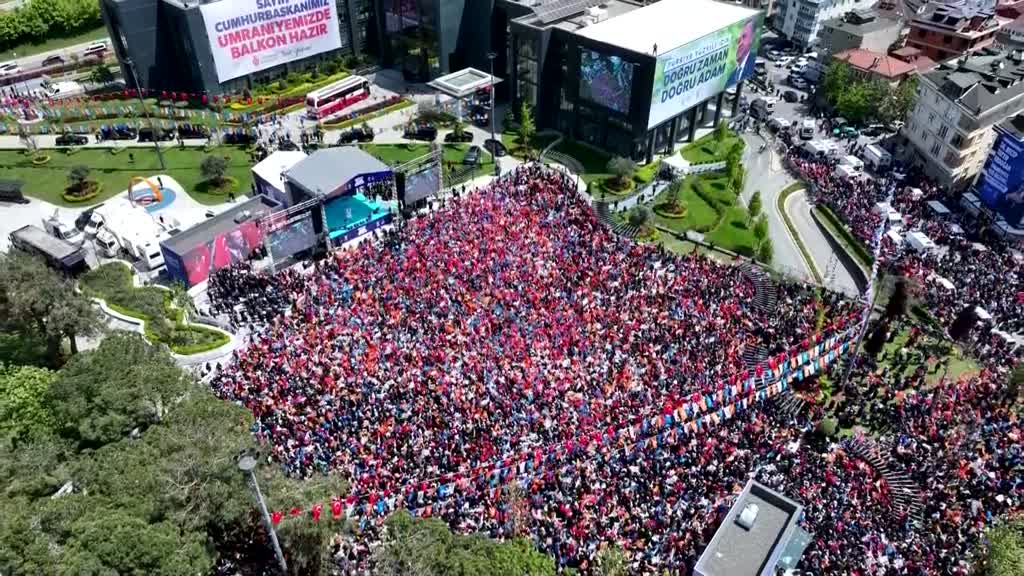 İSTANBUL - Cumhurbaşkanı Erdoğan: "(Ümraniye çöplüğünün patlaması) Ey, CHP bunun hesabını nasıl vereceksiniz"