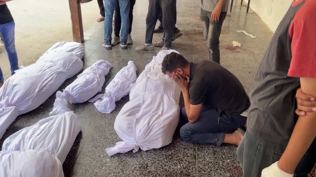 Gazan journalist Mohammad Jahjouh and his family members killed in Israeli attack