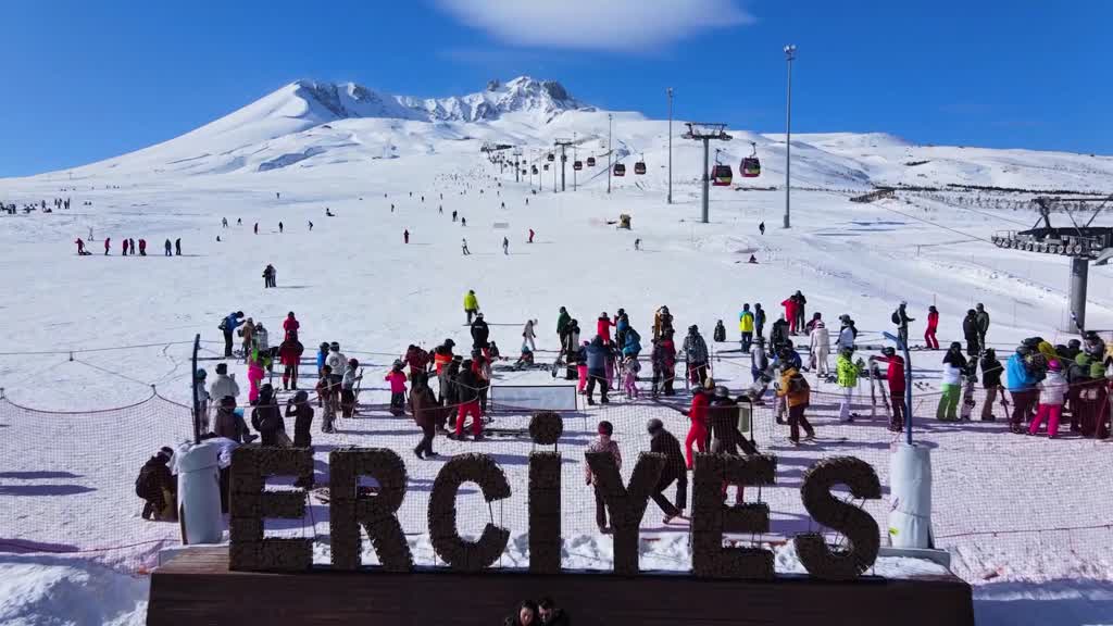 KAYSERİ - Erciyes, 45 günde 850 binden fazla ziyaretçi ağırladı