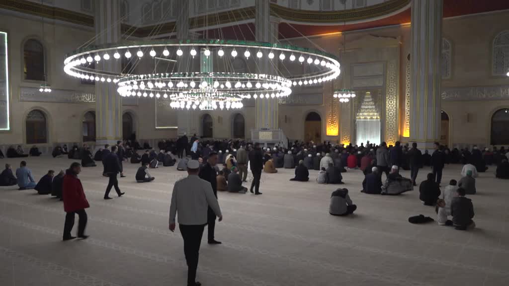 NEVŞEHİR - Enderun usulüyle teravih kılındı