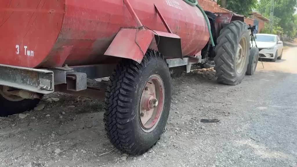 Bursa'da orman yangınına su yetiştirmek için patlak lastikle 2 kilometre katetti