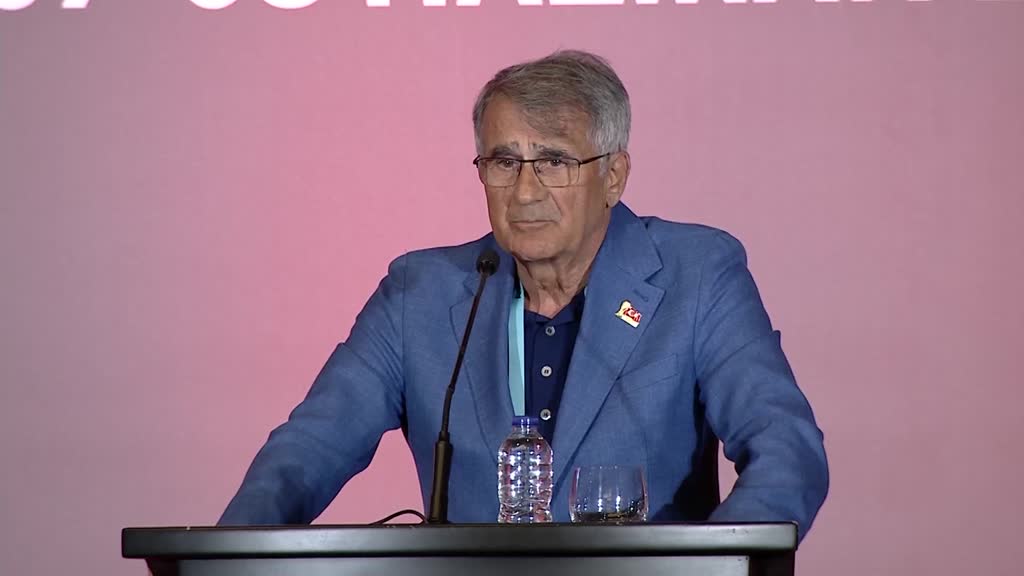 ANKARA - Şenol Güneş, A Milli Futbol Takımı'nın Dünya Kupası'nda başarılı olacağına inanıyor