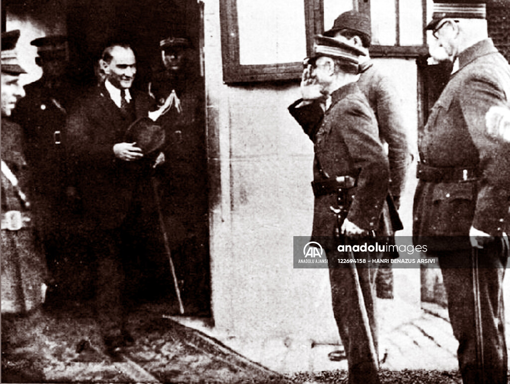 MUSTAFA KEMAL ATATURK, ISTANBUL'DA | Anadolu Images