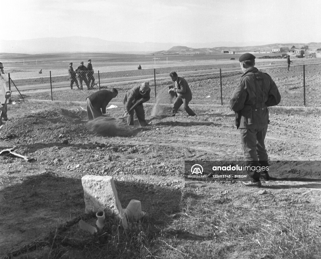 RUM HAREKETLERI VE KATLIAMI