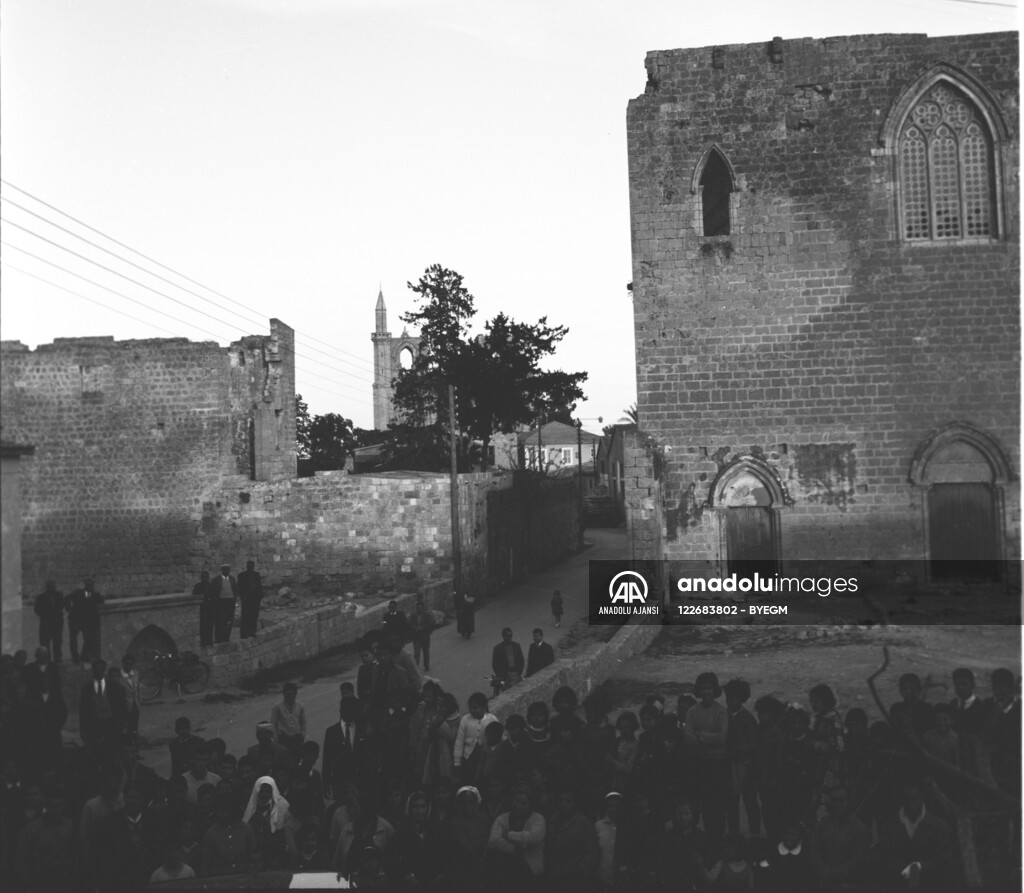 RUM HAREKETLERI VE KATLIAMI