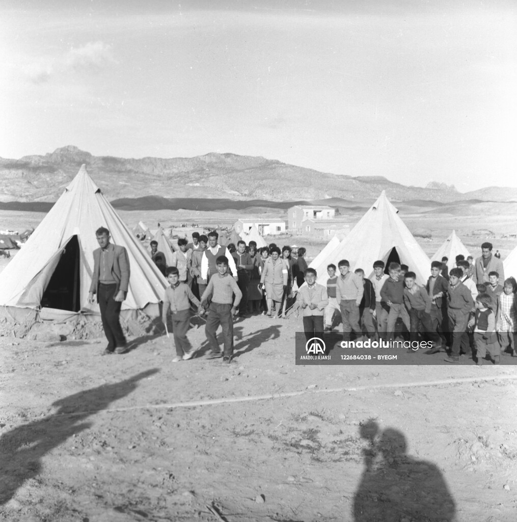 RUM HAREKETLERI VE KATLIAMI