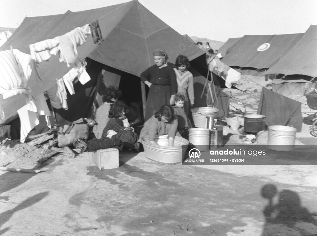 RUM HAREKETLERI VE KATLIAMI