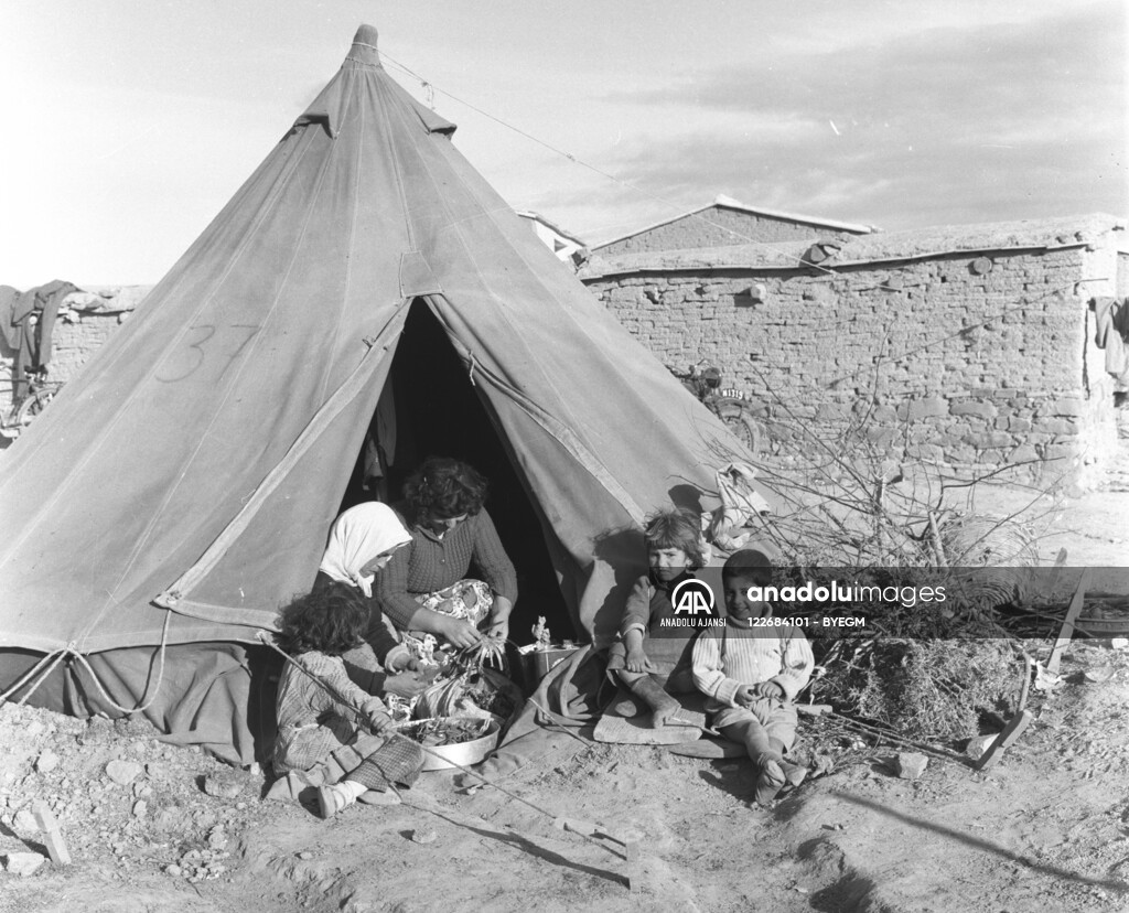 RUM HAREKETLERI VE KATLIAMI