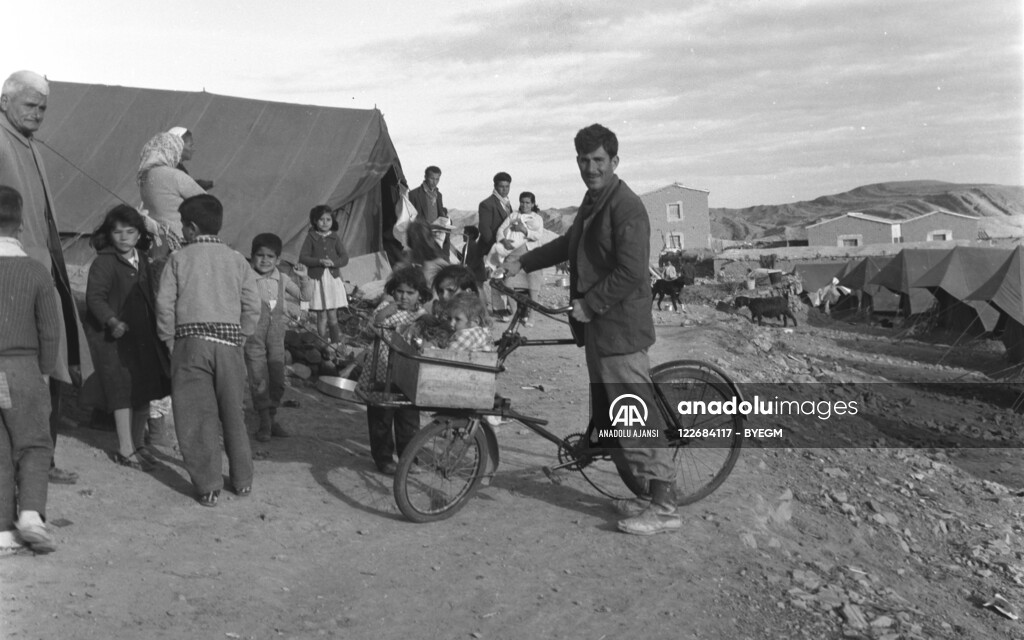 RUM HAREKETLERI VE KATLIAMI