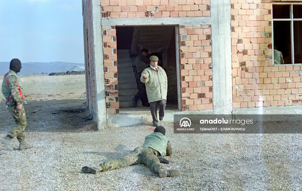 OZEL HAREKAT TIMI TATBIKATI