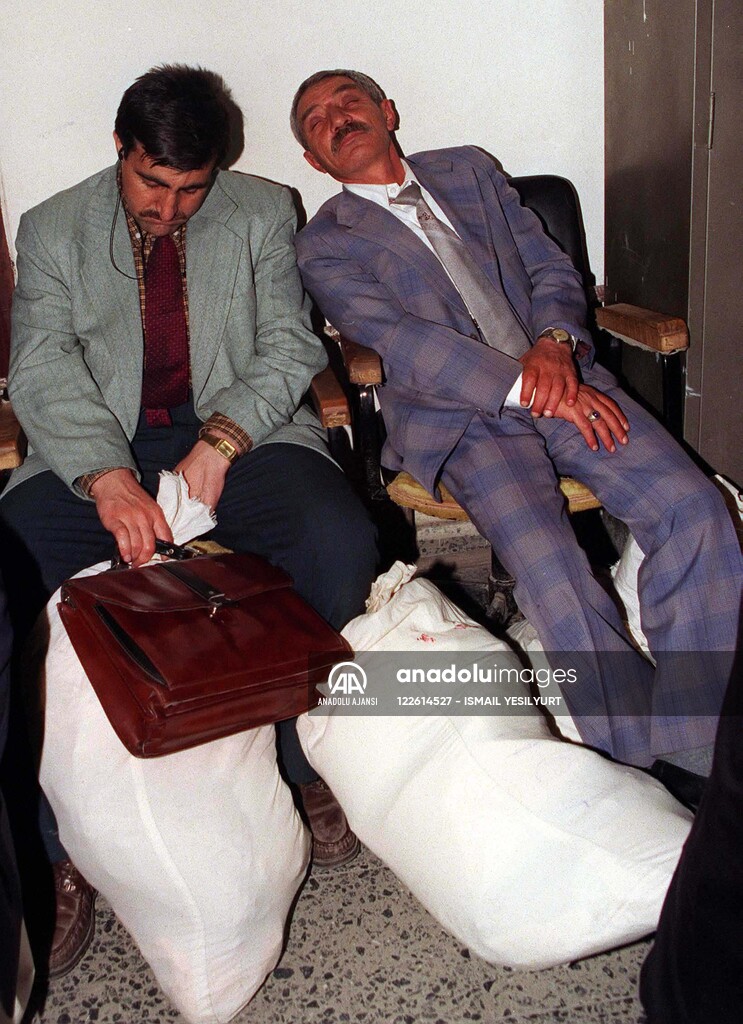 SANDIK GOREVLILERI OY CUVALLARINI TESLIM ETTI