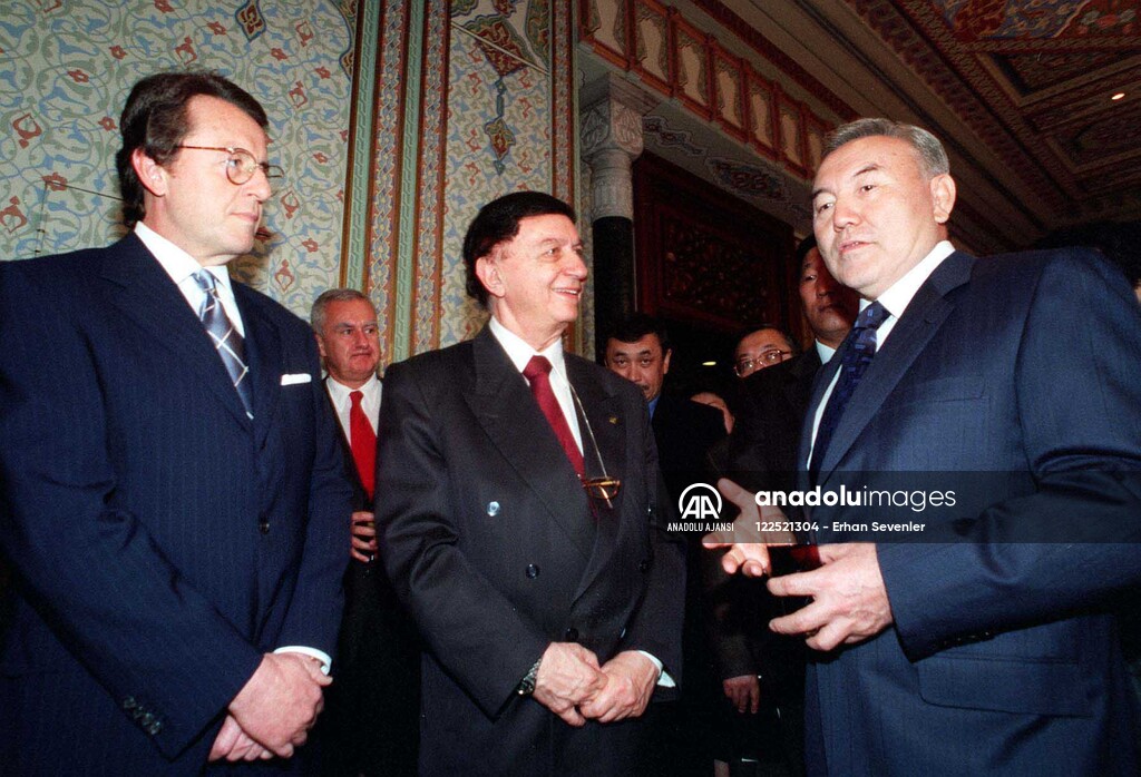 TUSIAD, NAZARBAYEV ONURUNA AKSAM YEMEGI VERDI