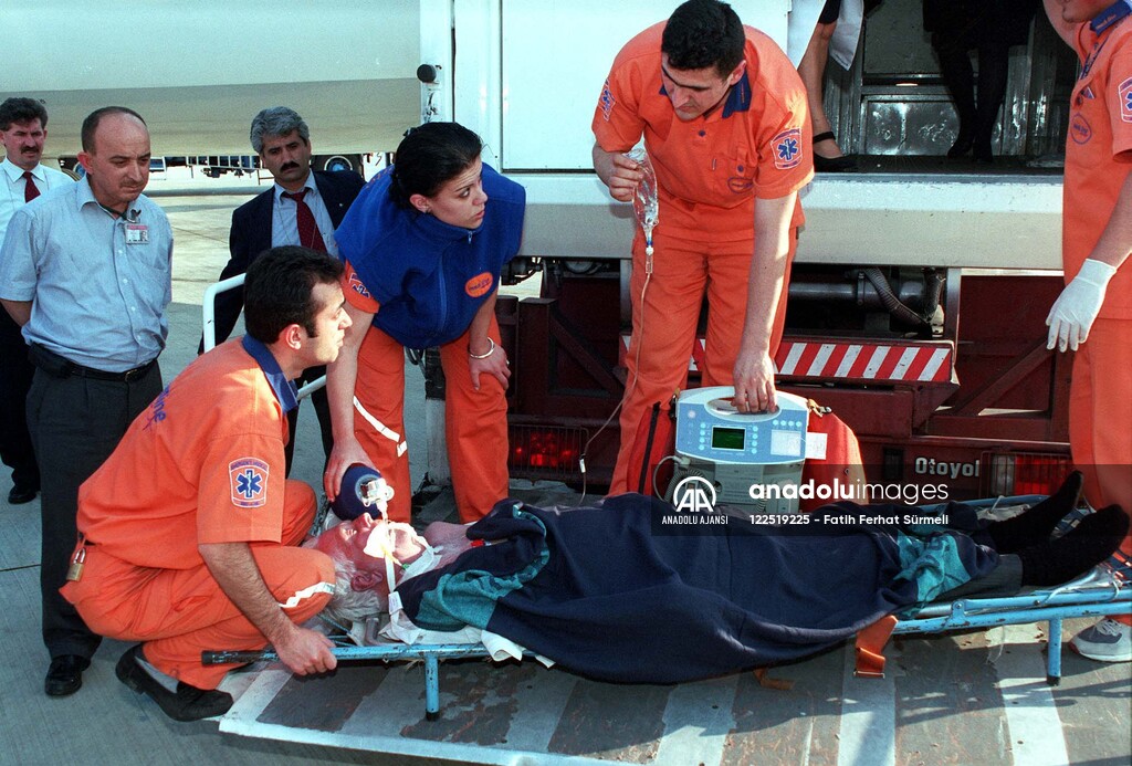 UCAKTA KALP KRIZI GECIREN YOLCU OLDU