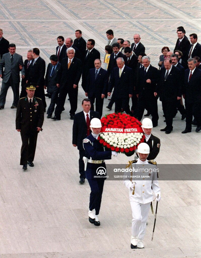 ANAP''IN KURULUSUNUN 18. YILDONUMU