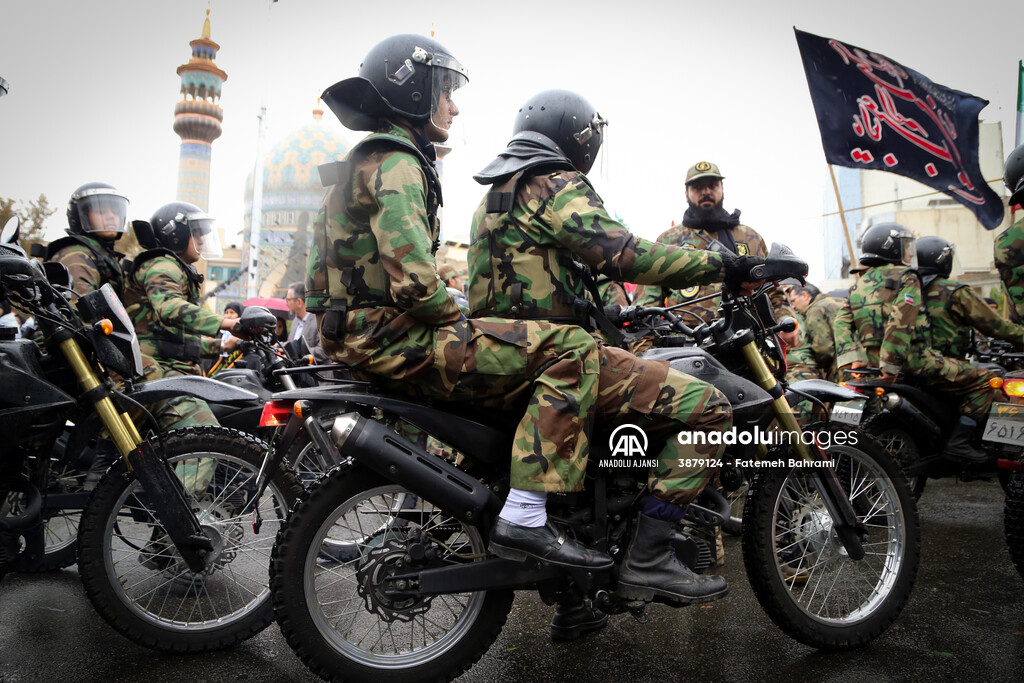 İran’da “Besic” günü