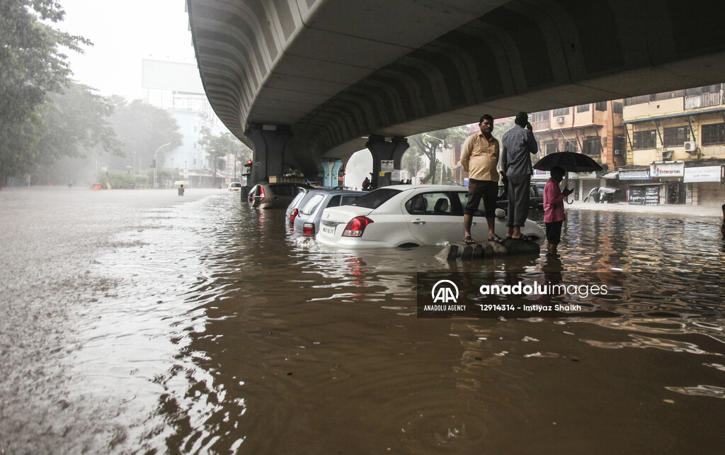 Heavy rain in Mumbai