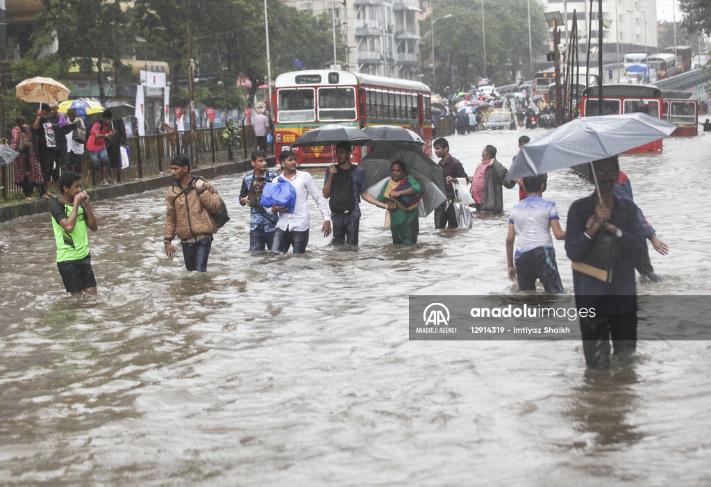 Heavy rain in Mumbai