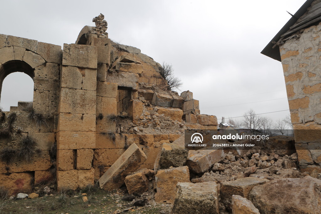 Tarihi Dağpazarı Kilisesi'nin bir bölümü şiddetli yağışlar nedeniyle yıkıldı
