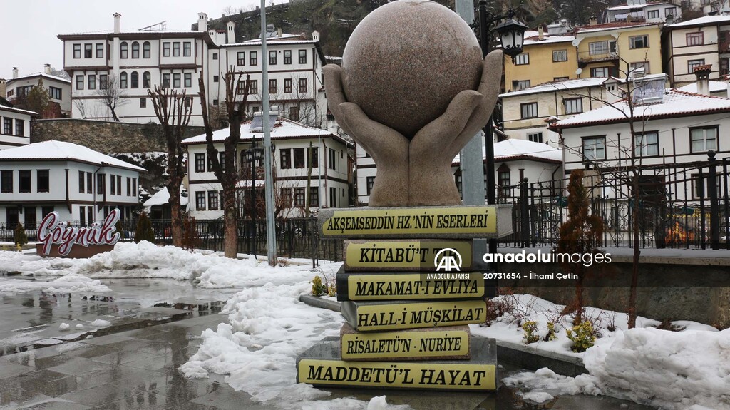 Çağ kapatıp çağ açan fethin manevi mimarı: Akşemseddin