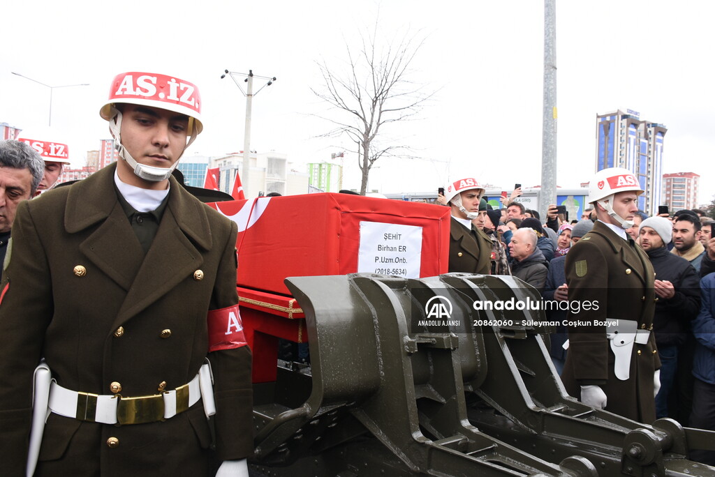 İdlib şehidi Uzman Onbaşı Birhan Er, son yolculuğuna uğurlandı