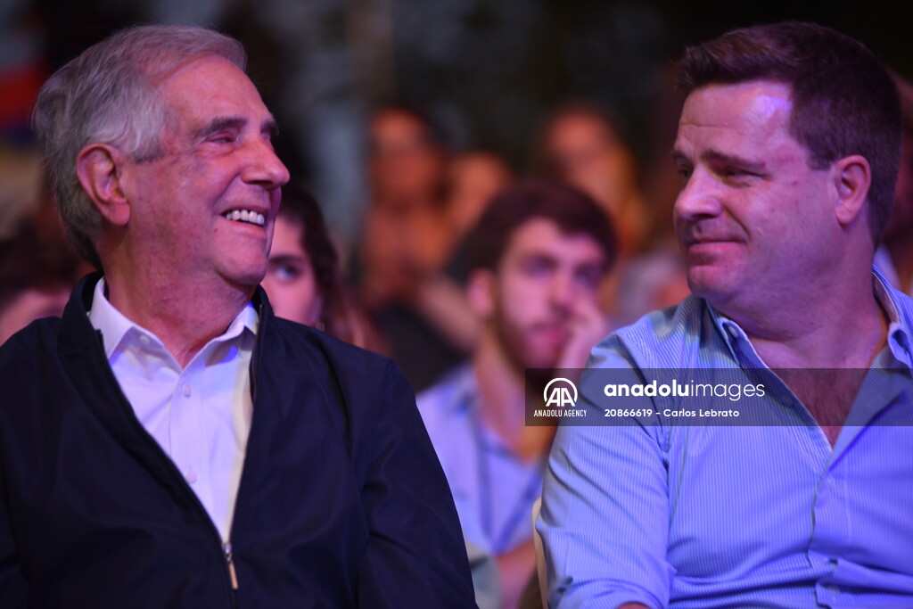 Tabare Vazquez leaves the presidency of Uruguay