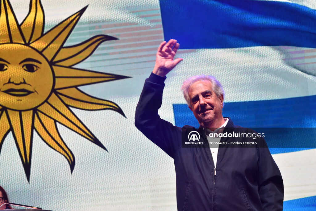 Tabare Vazquez leaves the presidency of Uruguay