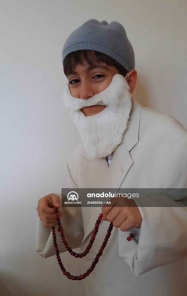 Amasya'da evde kalan çocuklar Nasrettin Hoca fıkralarıyla eğleniyor