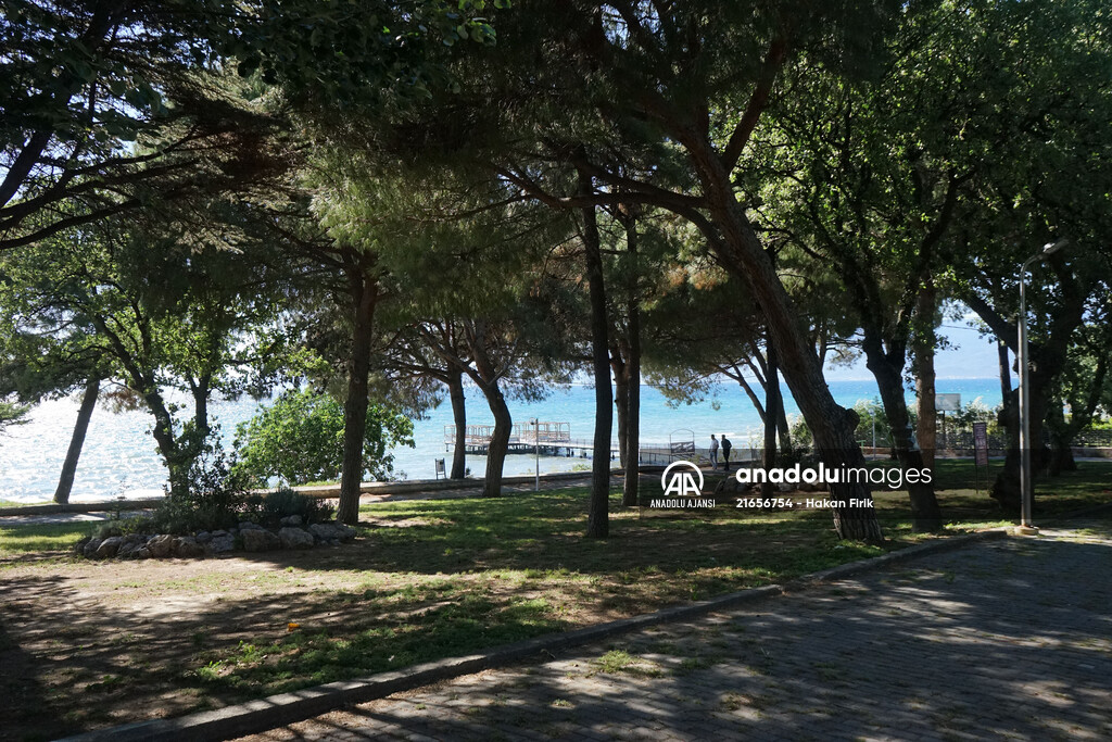 Kuzey Ege'nin gözde tatil merkezleri tedbirlerle yeniden açıldı