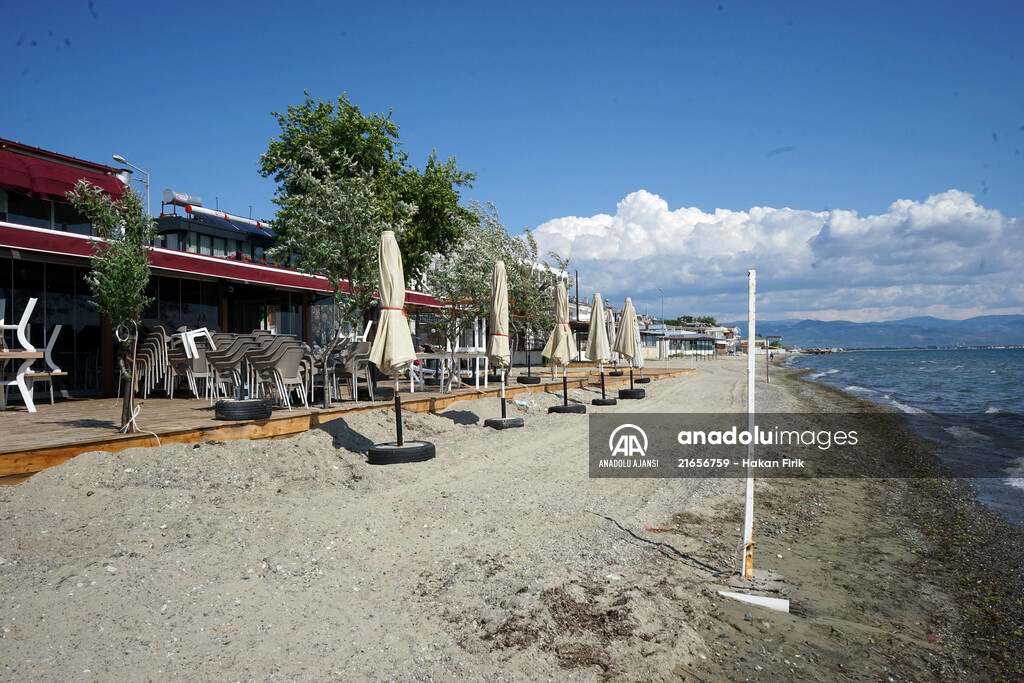 Kuzey Ege'nin gözde tatil merkezleri tedbirlerle yeniden açıldı